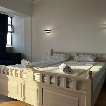 Calea Victoriei Sunset View Apartment Bucharest
